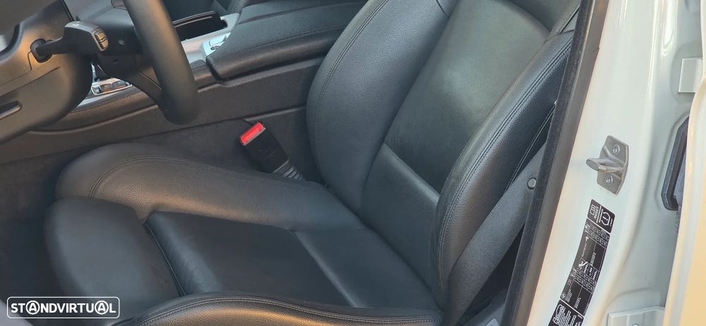 BMW 525 d Pack M Auto - 16