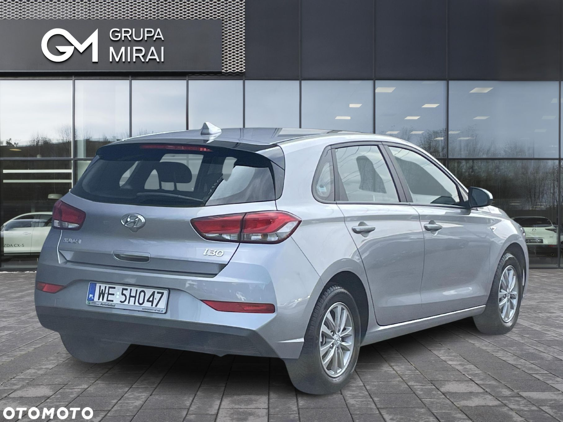 Hyundai i30 1.5 DPI Classic + - 5