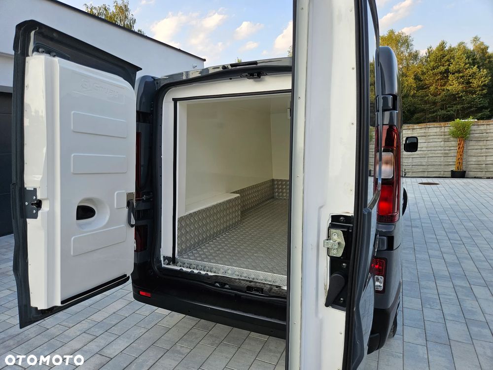 Renault TRAFIC L2H1 Chłodnia / Mroźnia do -20*C 230V 38tyś km SalonPL FV23% - 21