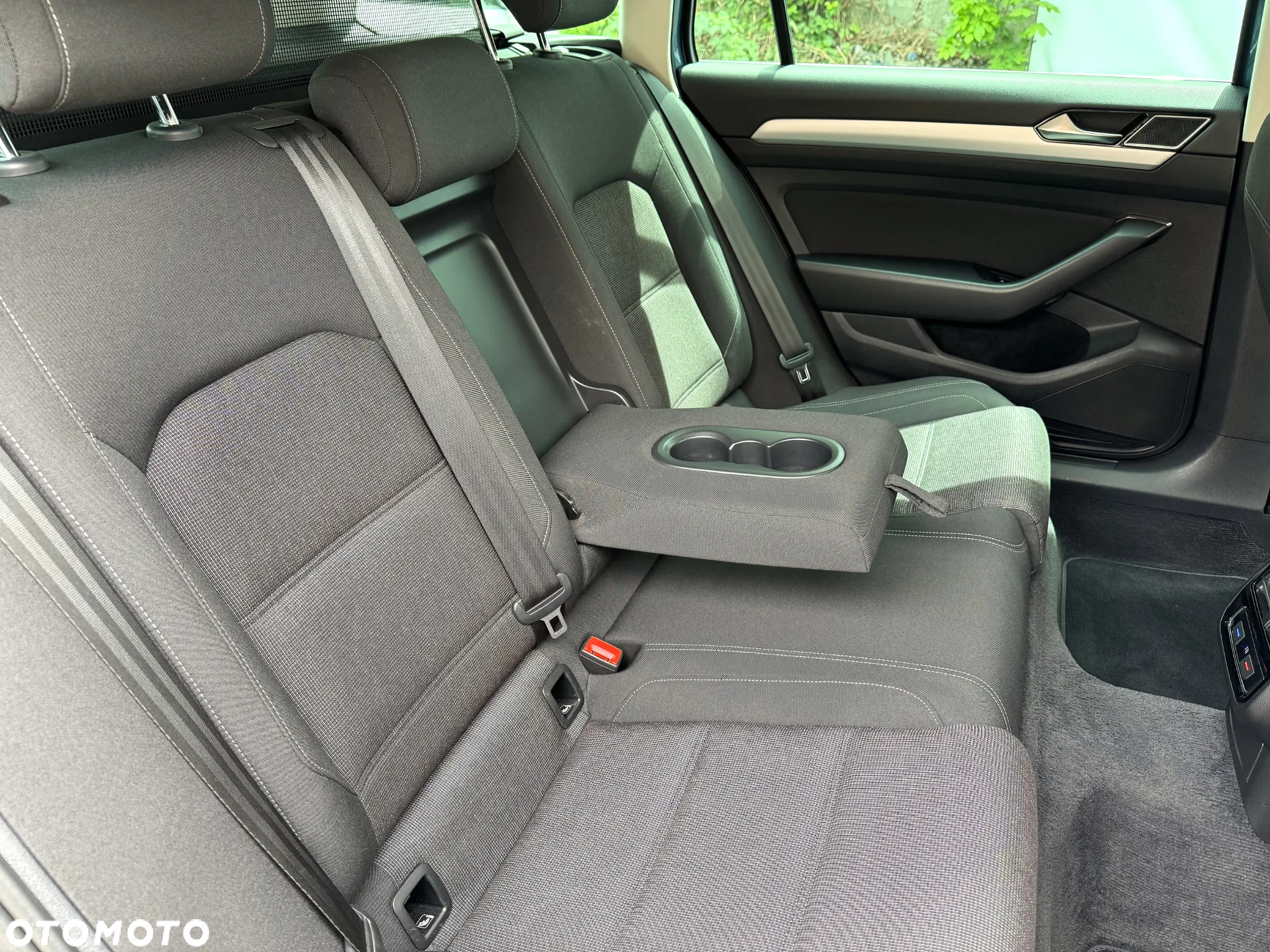 Volkswagen Passat 2.0 TDI BMT Comfortline - 9