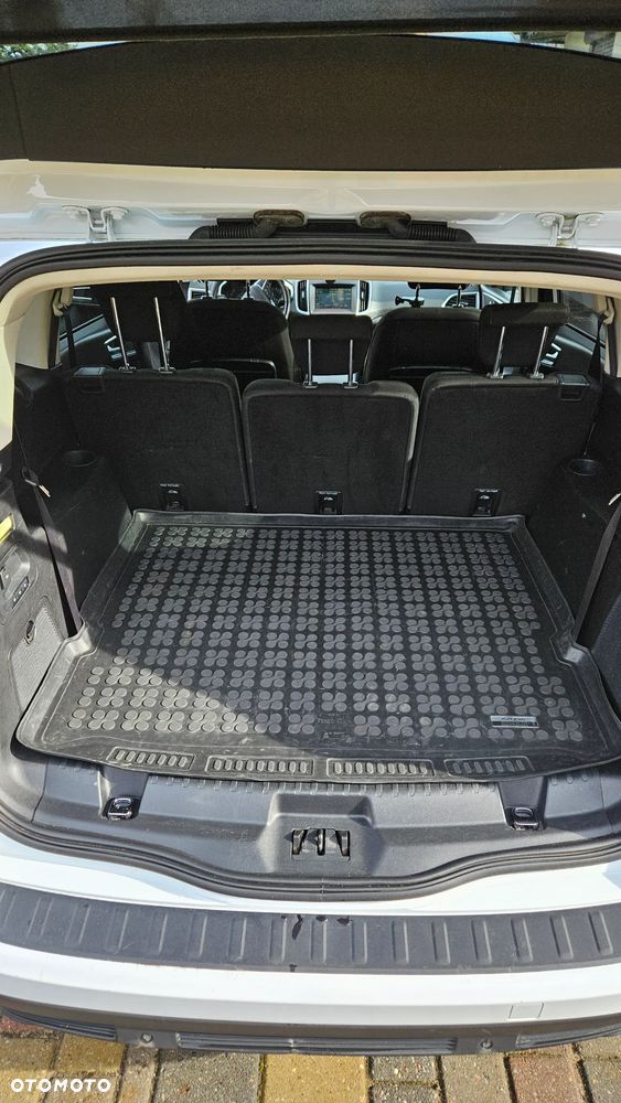 Ford S-Max ver-2-0-tdci-titanium - 26
