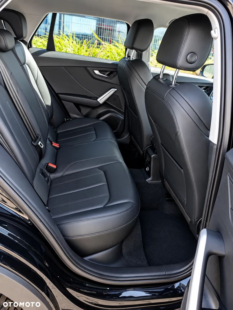 Audi Q2 35 TDI S tronic sport - 28