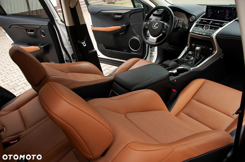 Lexus NX 300 AWD Executive Line - 26