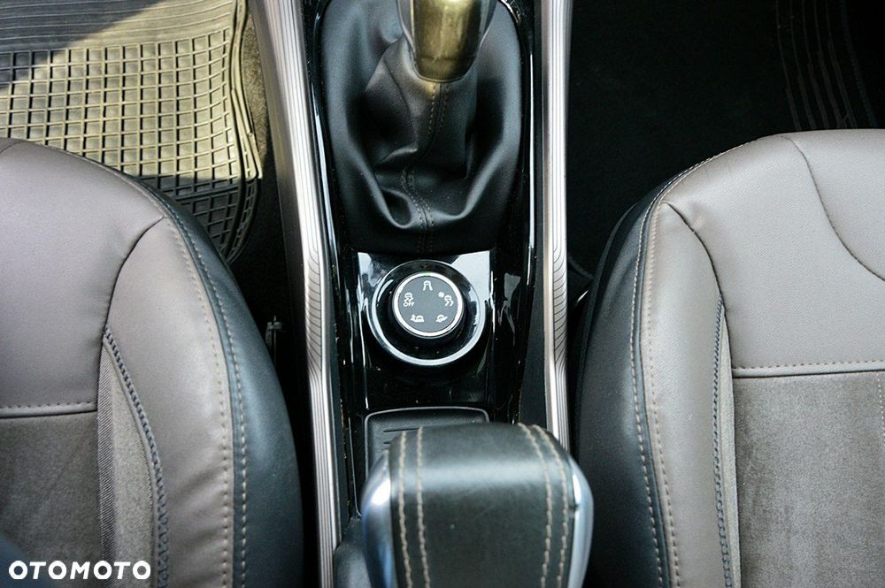 Peugeot 2008 120 VTI Allure - 26