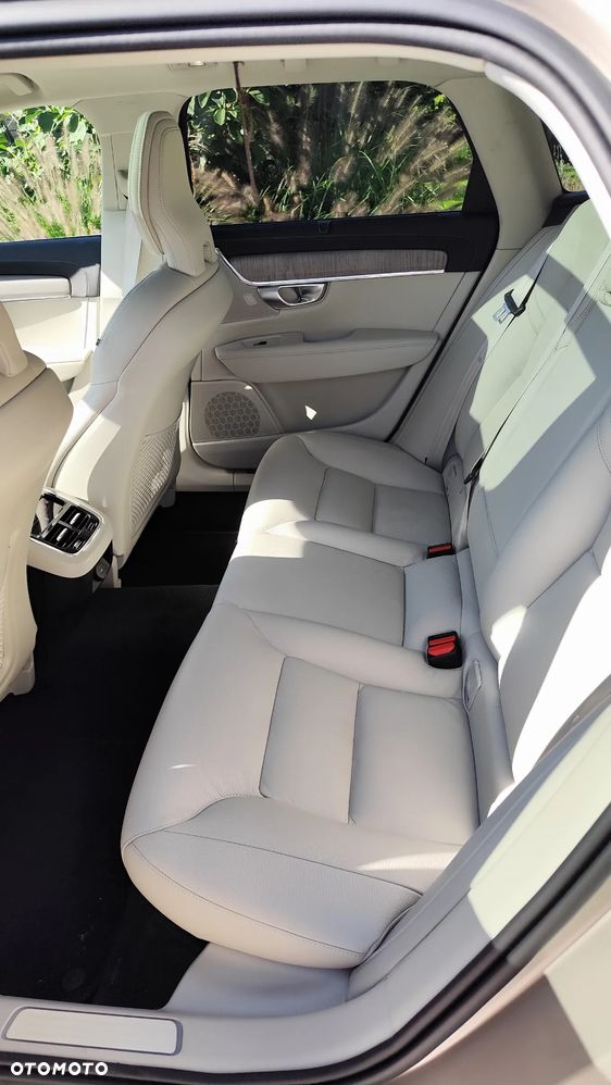 Volvo V90 - 25