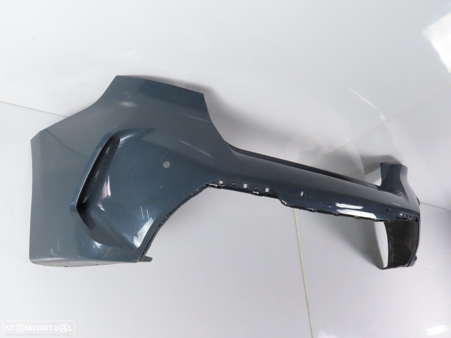Parachoques Pack M Trás Usado / Original BMW 1 (F40) 51129881580 - 2