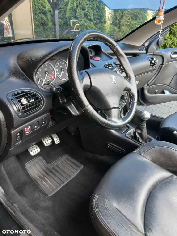 Peugeot 206 - 4