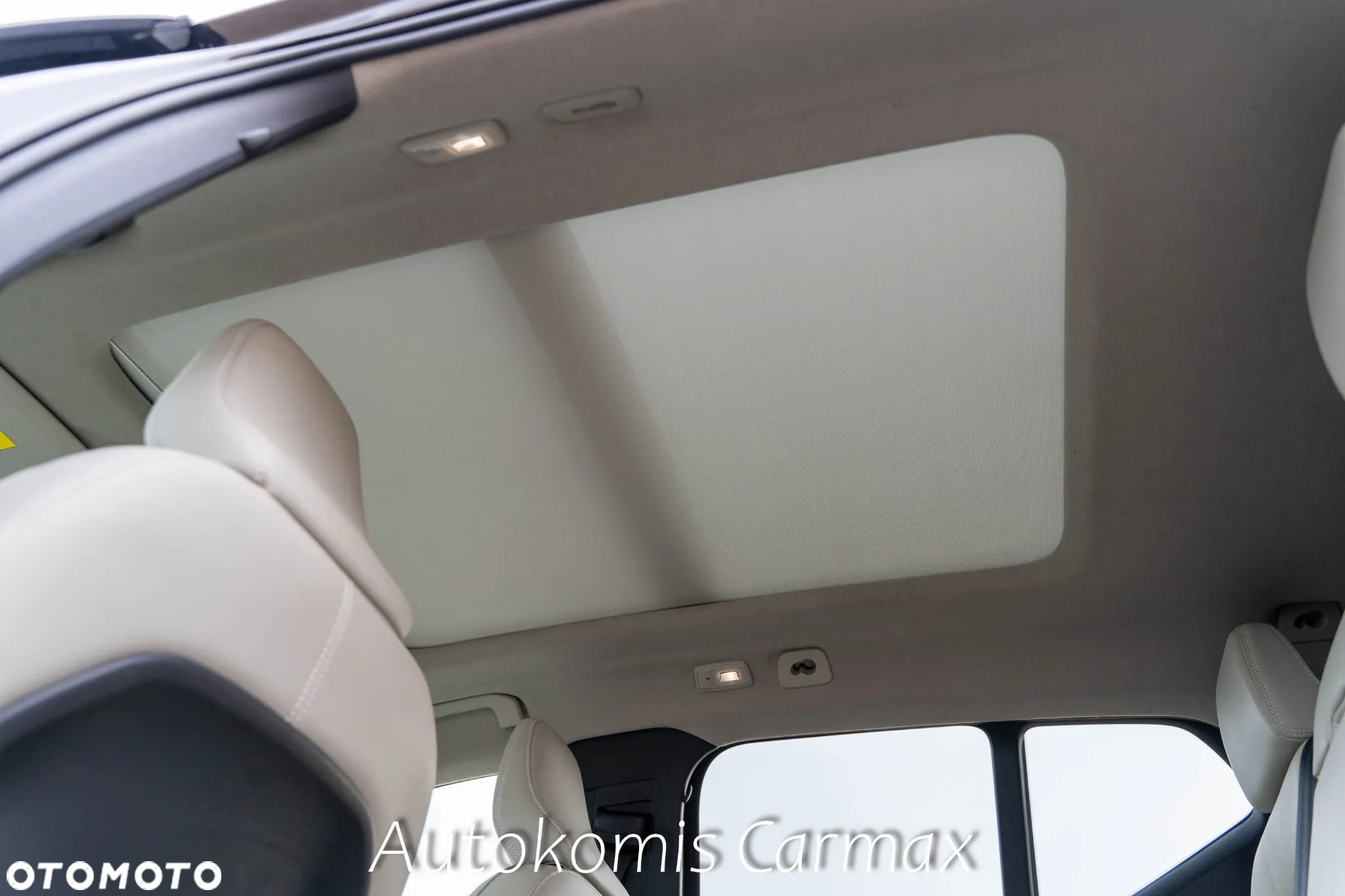 Volvo XC 40 - 25