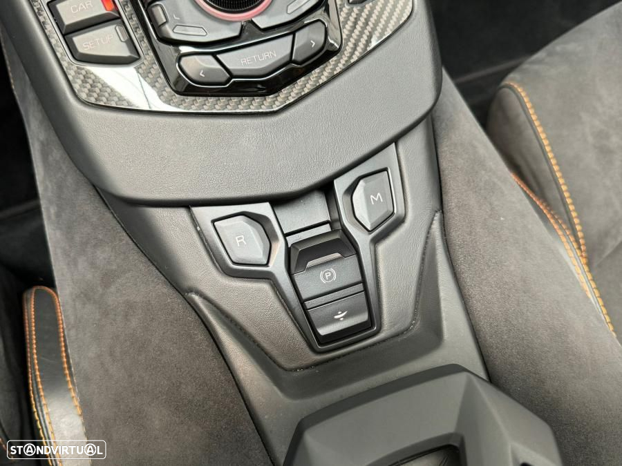 Lamborghini Aventador S - 47