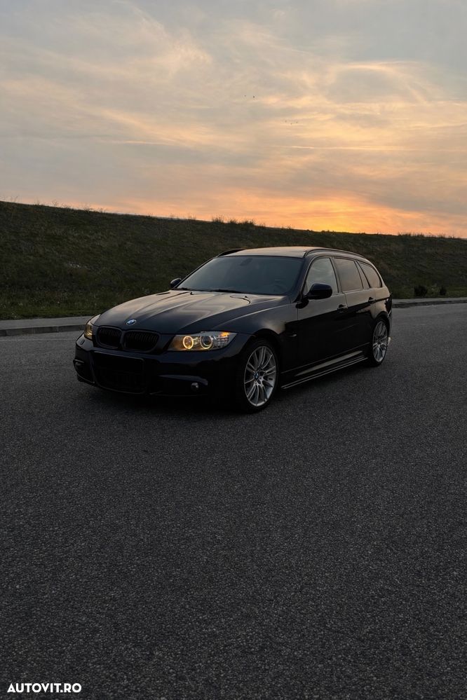 BMW Seria 3 330d xDrive DPF Aut. - 1