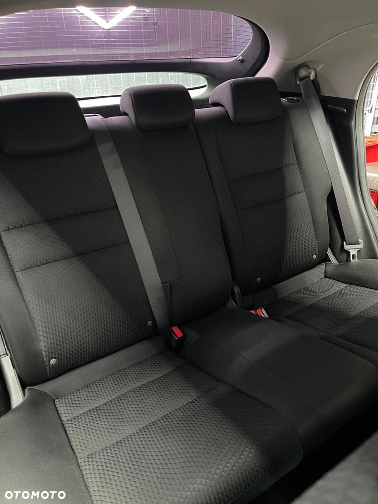 Honda Civic 1.4 i-VTEC Comfort - 26