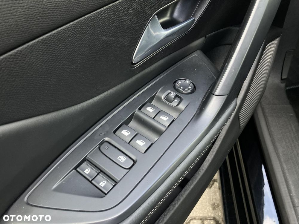 Peugeot 308 - 14