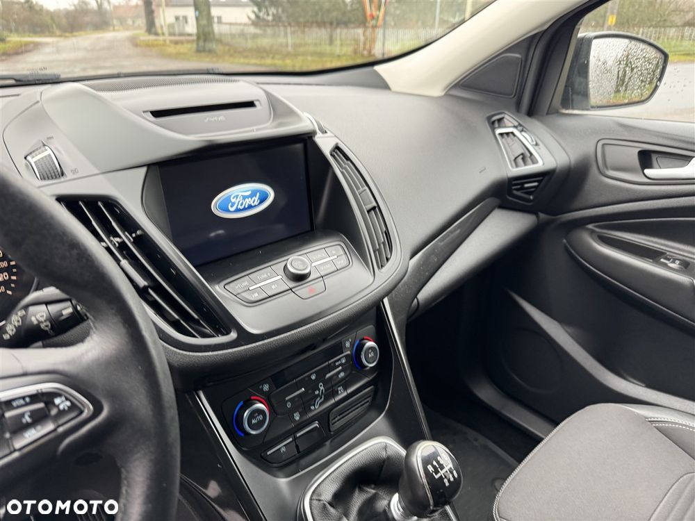 Ford Kuga 1.5 EcoBoost 2x4 Business Edition - 13