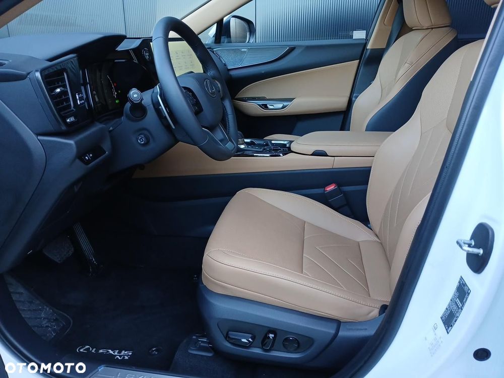 Lexus NX 350h Omotenashi AWD - 9