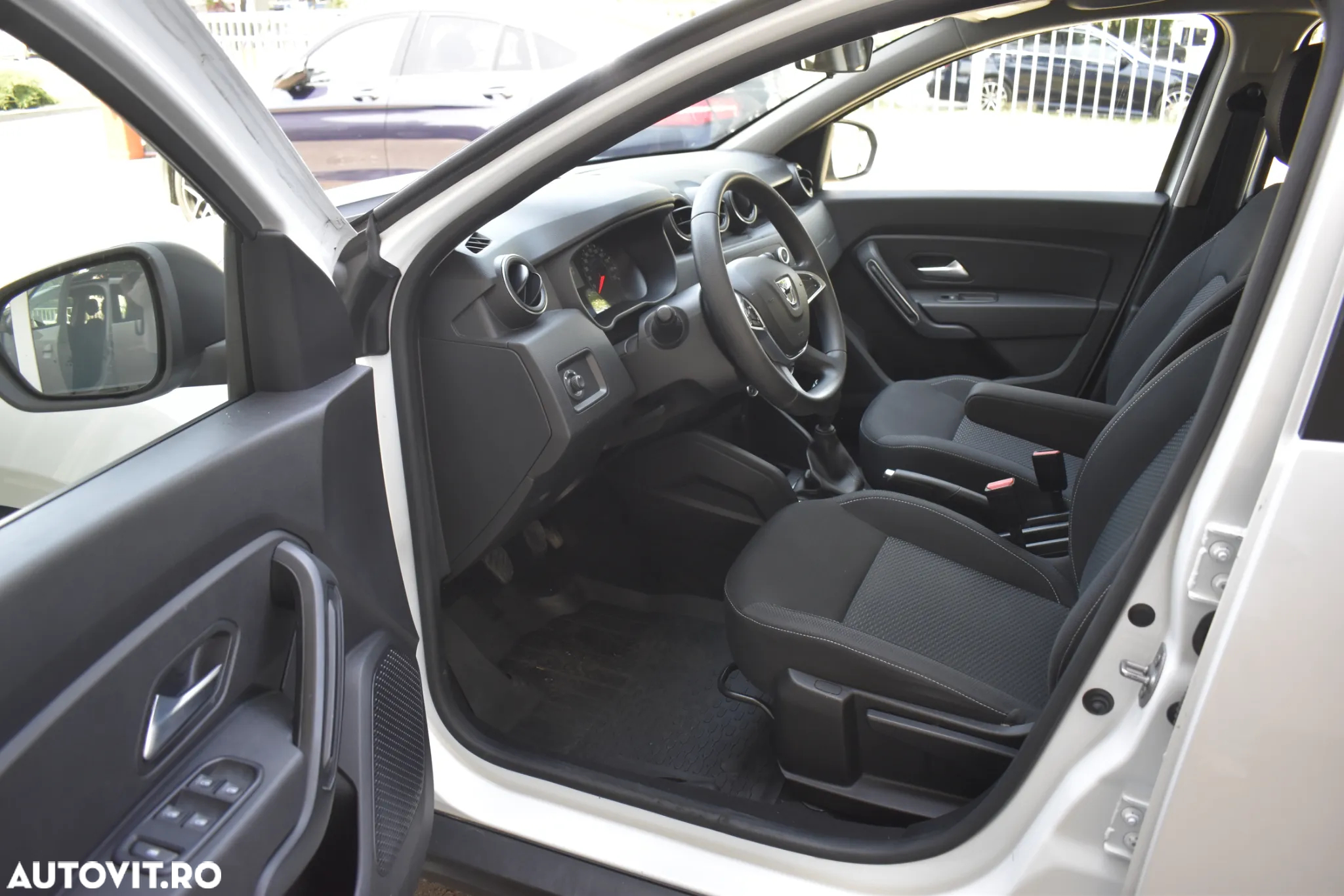 Dacia Duster 1.5 Blue dCi 4WD Comfort - 24