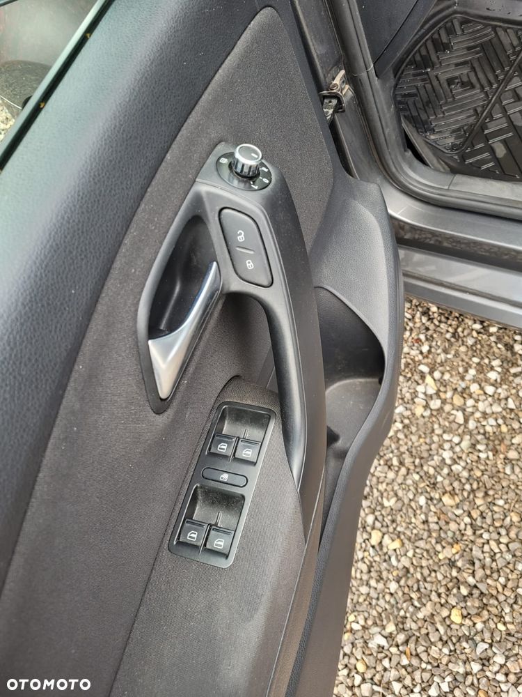 Volkswagen Polo 1.4 16V Highline Optimum - 7