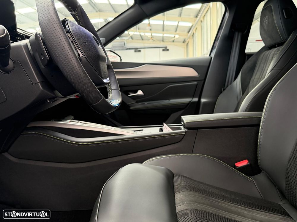 Peugeot 408 1.6 Hybrid GT e-DCS7 - 12