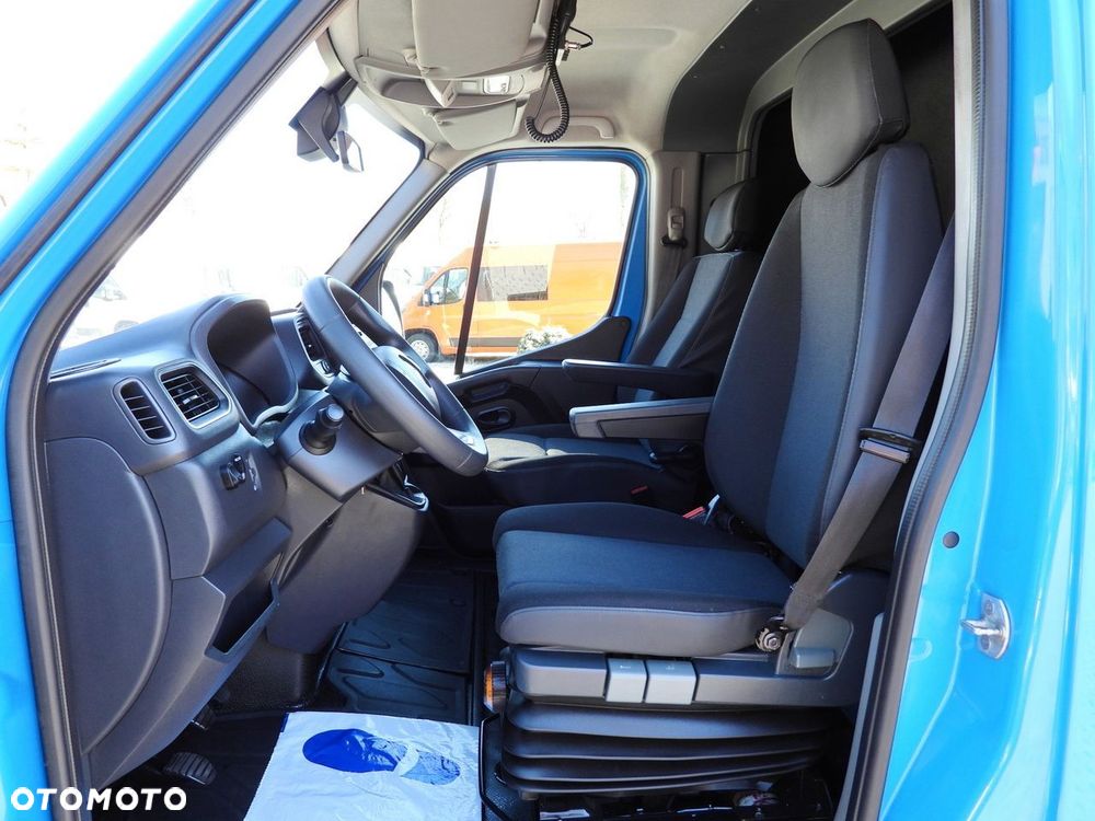 Renault MASTER PLANDEKA WINDA 8 PALET WEBASTO TEMPOMAT LEDY PNEUMATYKA KLIMATYZACJA  165KM - 29