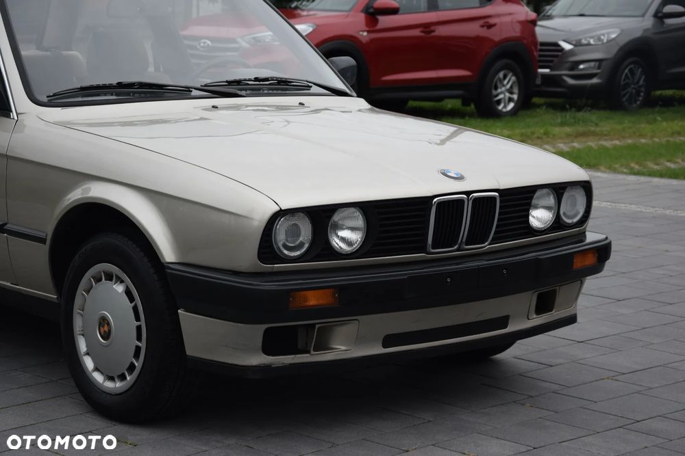 BMW Seria 3 - 18