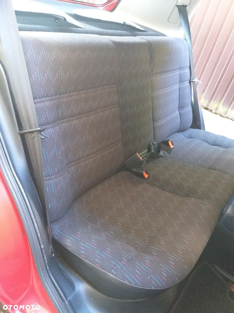 Volkswagen Golf - 14
