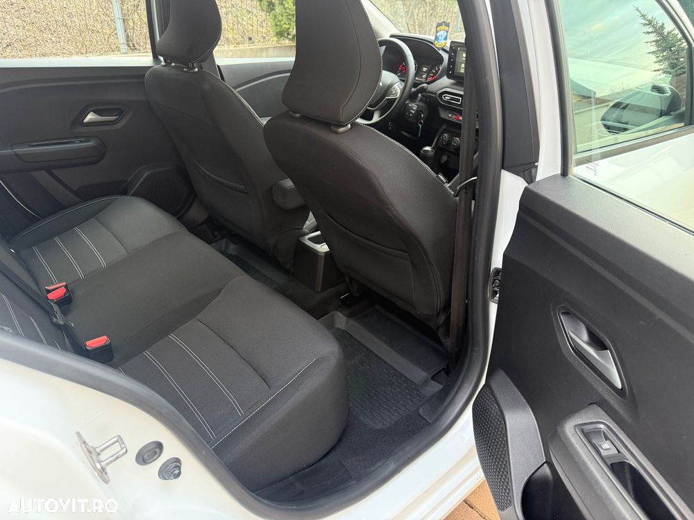 Dacia Logan TCe 90 MT6 Expression - 9