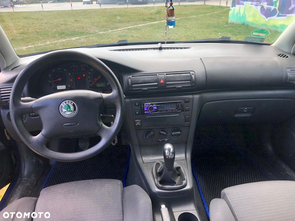 Skoda Superb 2.0 Comfort - 6