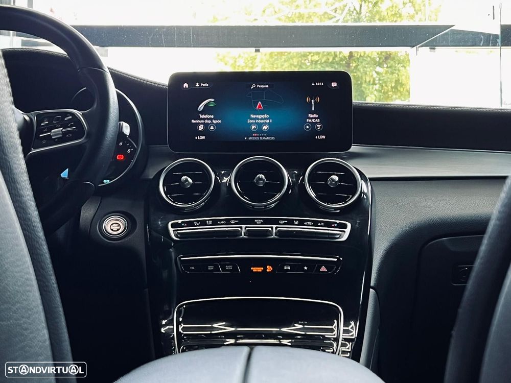 Mercedes-Benz GLC 300 e 4Matic - 25