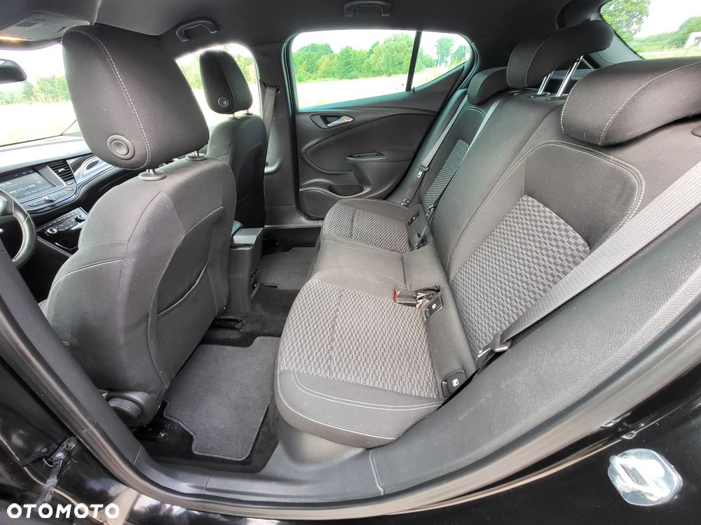 Opel Astra 1.4 Turbo Start/Stop Dynamic - 29