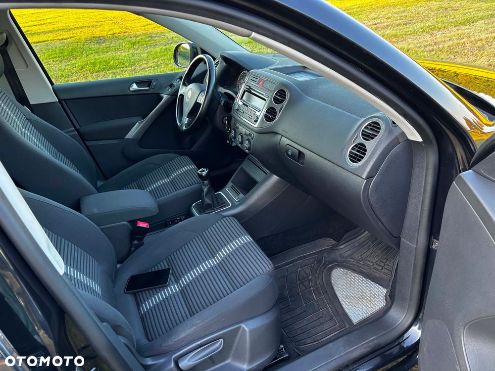 Volkswagen Tiguan 1.4 TSI BlueMotion Technology Trend & Fun - 19