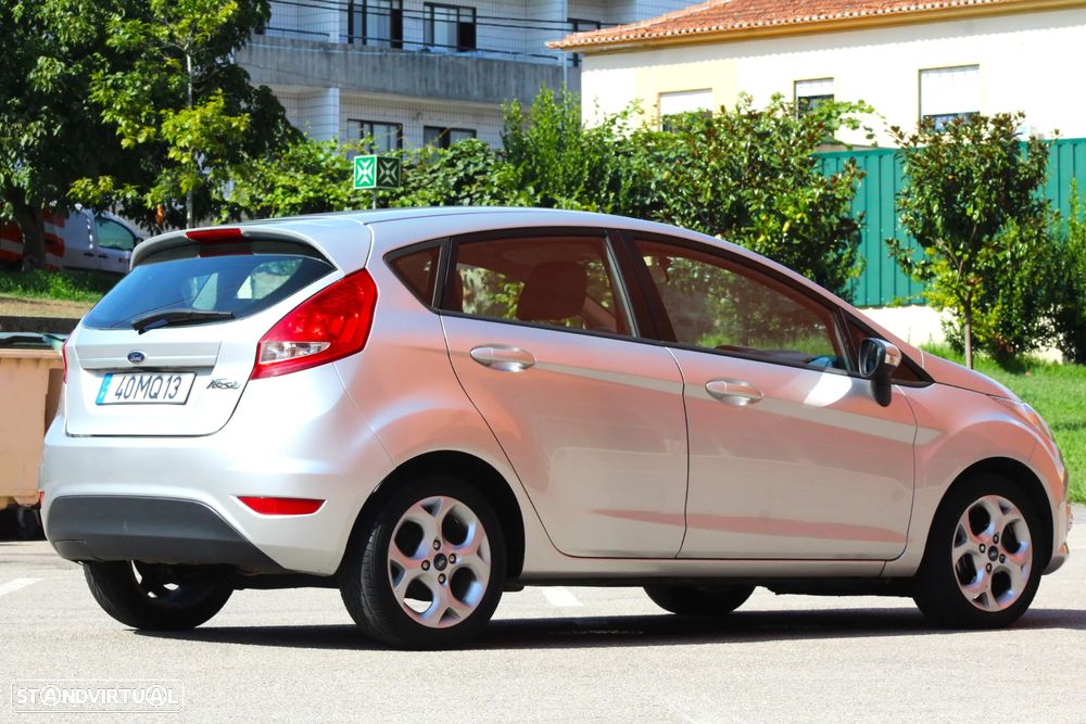 Ford Fiesta 1.4 TDCI Techno 104g - 10