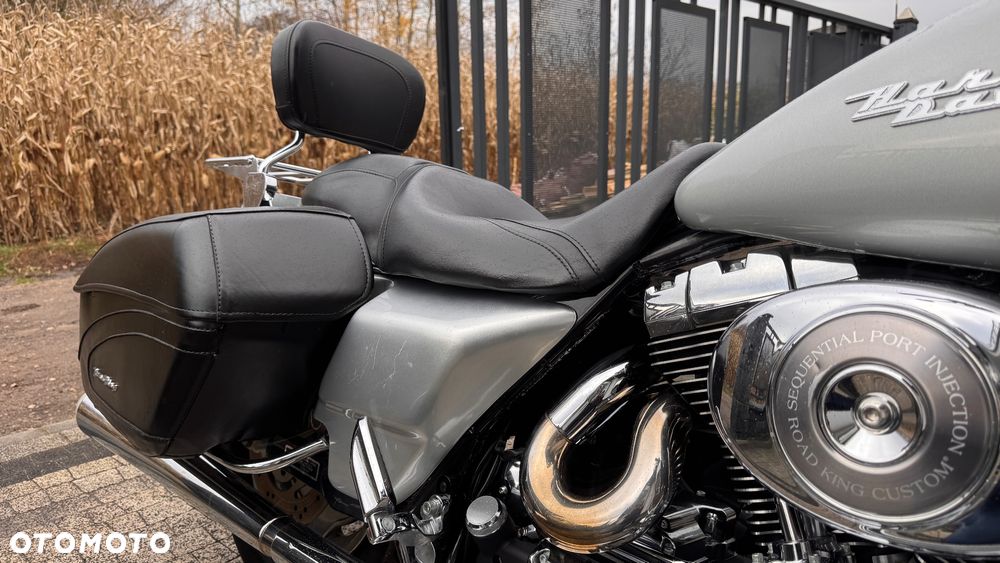 Harley-Davidson Touring Road King - 13