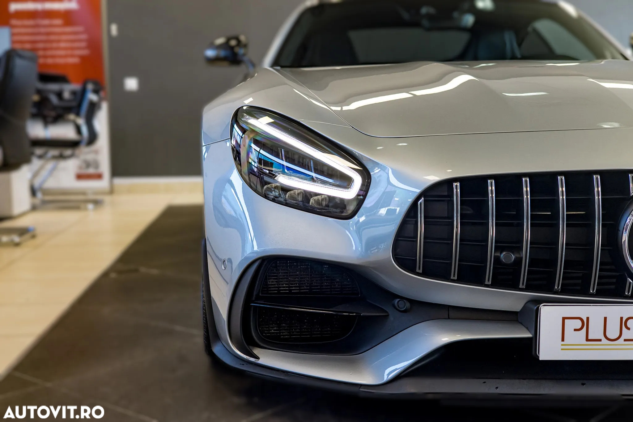 Mercedes-Benz AMG GT - 4