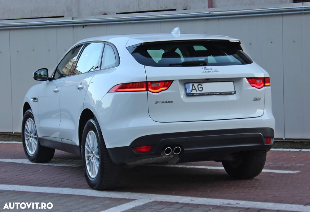 Jaguar F-Pace - 13