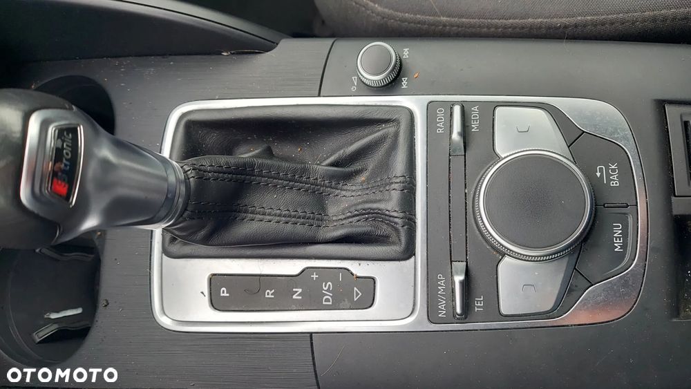 Audi A3 Sportback 1.6 TDI S tronic sport - 19