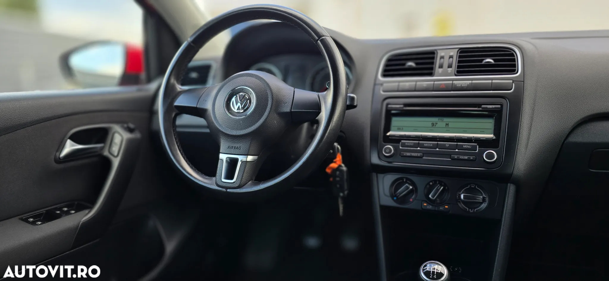 Volkswagen Polo - 9