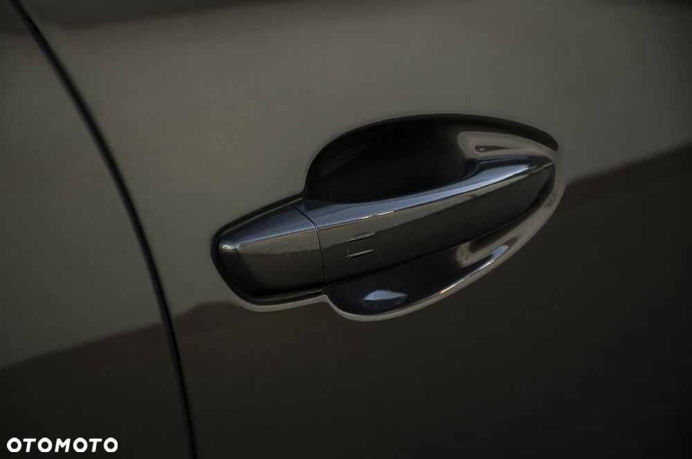 Peugeot 3008 BlueHDi 120 EAT6 Stop & Start Active - 29