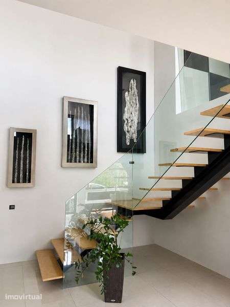 Moradia / Villa T4+1 - Ílhavo de 283m2 - Grande imagem: 2/12