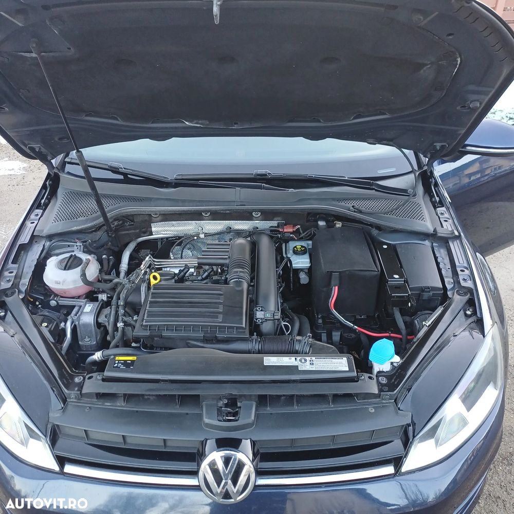 Volkswagen Golf 1.2 TSI BlueMotion Technology Comfortline - 11