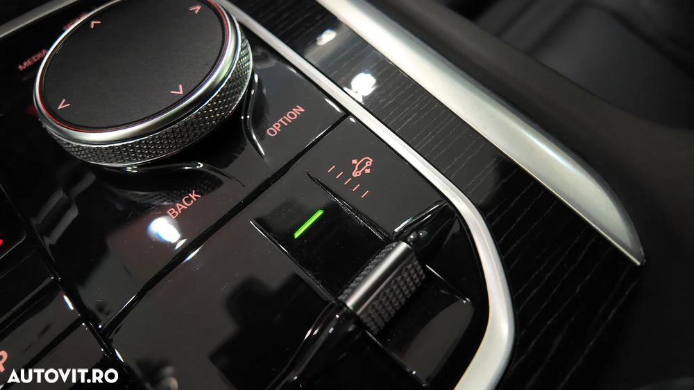 BMW X6 xDrive30d AT MHEV - 24