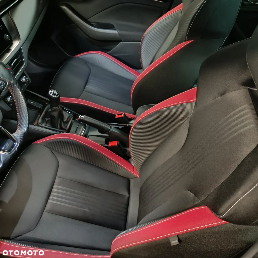 Skoda Kamiq 1.0 TSI Monte Carlo - 16
