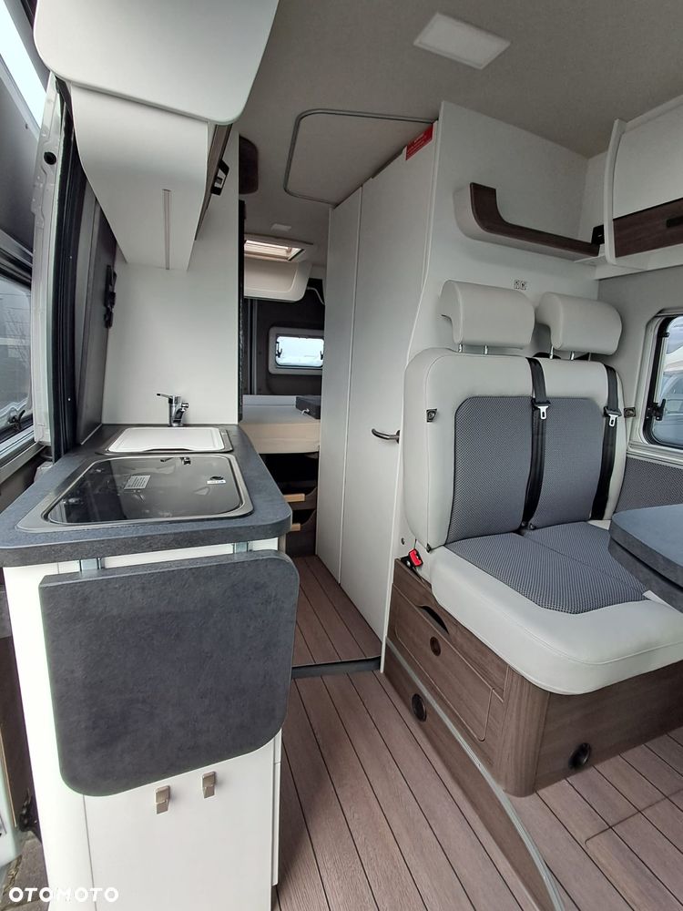 KNAUS VanTourer 600D Namiot 4 osobowy Doposażony Duża Łazienka FV23% - 22