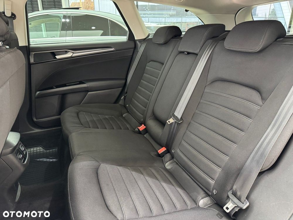 Ford Mondeo - 13