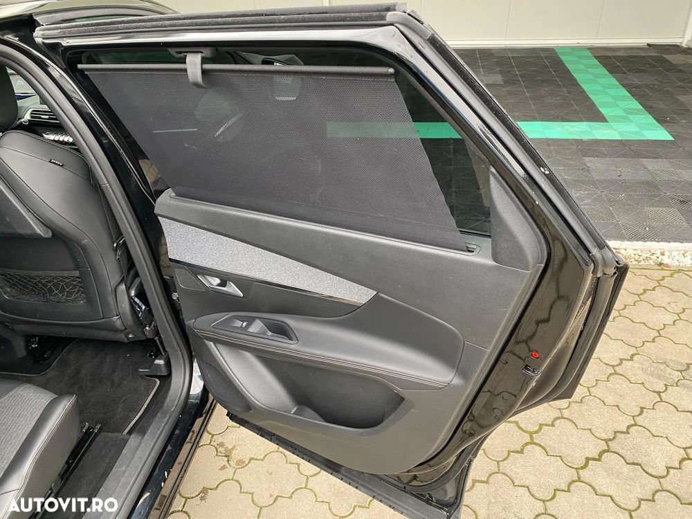 Peugeot 5008 PureTech 130 Stop & Start Access - 24