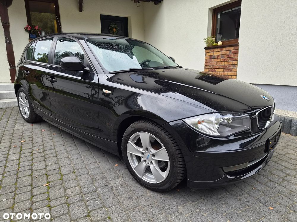 BMW Seria 1 - 25