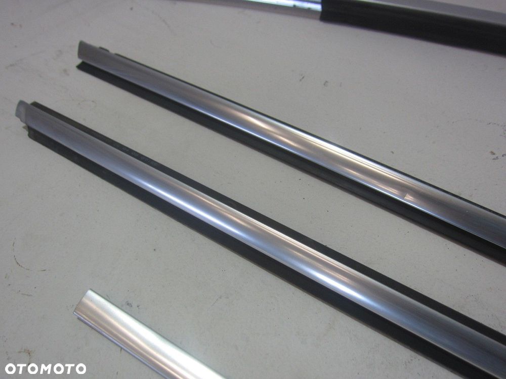 BMW E92 COUPE LISTWY BOCZNE CHROM CHROMOWANE POŁYSK SATYNA KOMPLET - 10