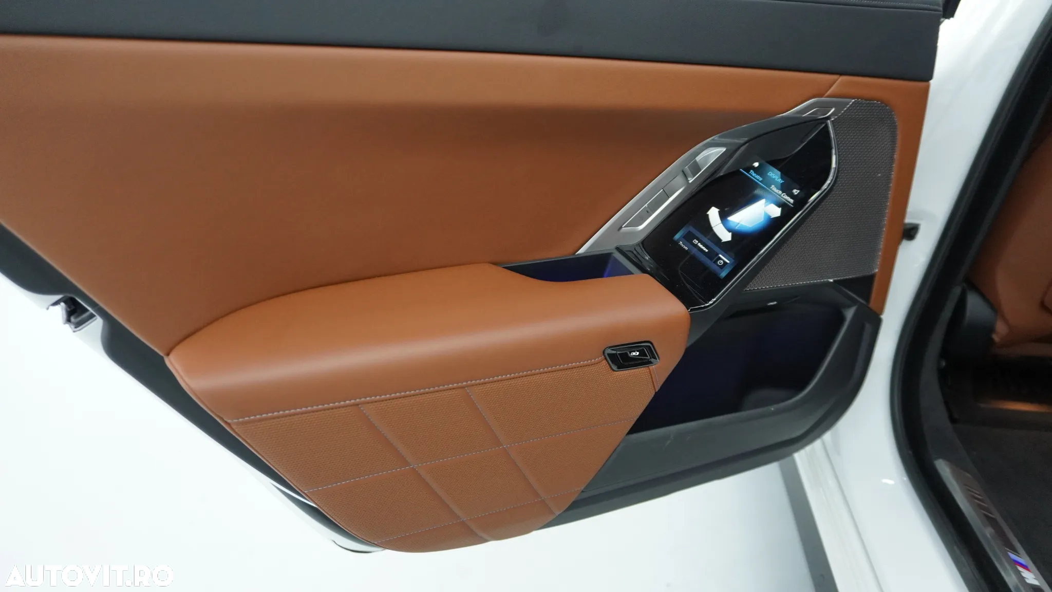 BMW M7 - 13