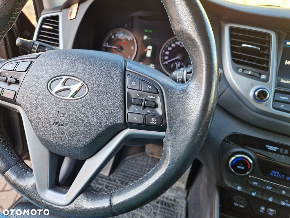 Hyundai Tucson 2.0 CRDi 4WD Automatik Intro Edition - 20