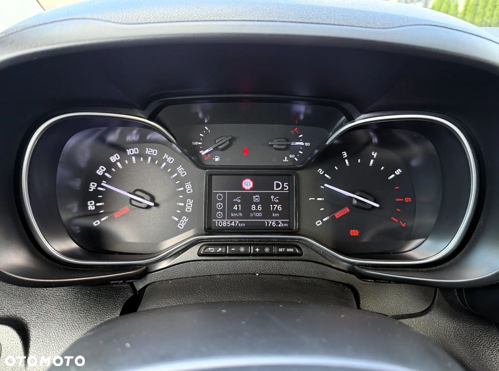 Toyota Proace City Verso Long 1.2 D-4T Family - 38