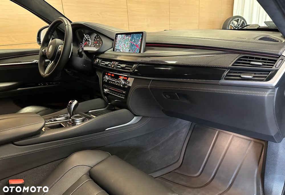 BMW X6M - 7