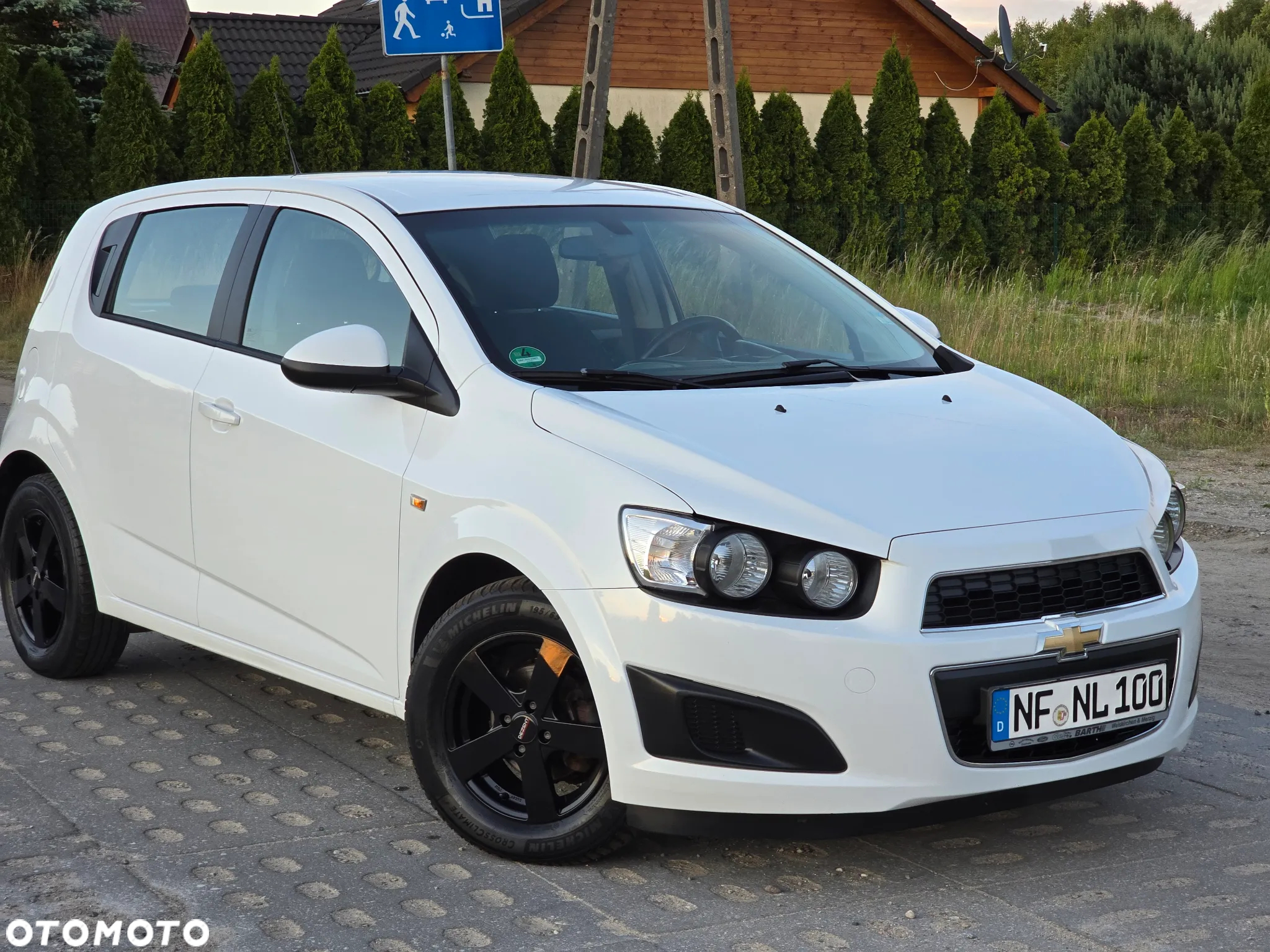 Chevrolet Aveo 1.2 LT - 11